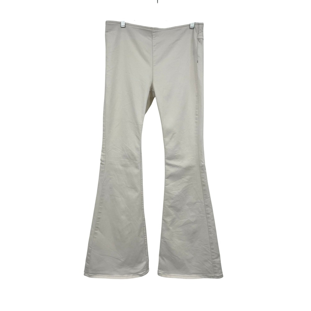 Free People Penny Pull‎ On Flare Jeans Cream Off White High Rise Bell Bottom W30